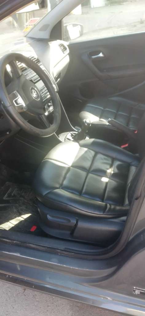Volkswagen polo 7 1.4 essence