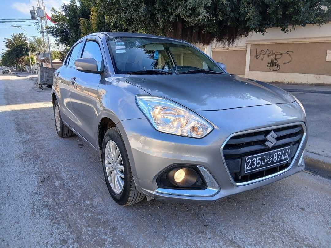 SUZUKI DZAIR GL PREMIÈRE MAIN EN EXCELLENT ÉTAT 