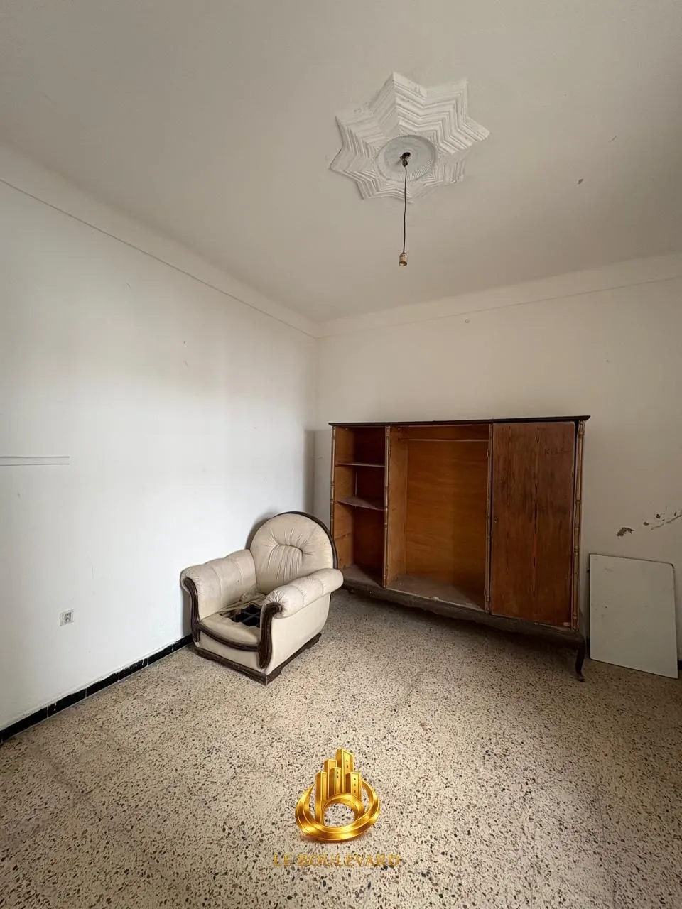 A Vendre maison R+1 située à Bir Challouf, Nabeul