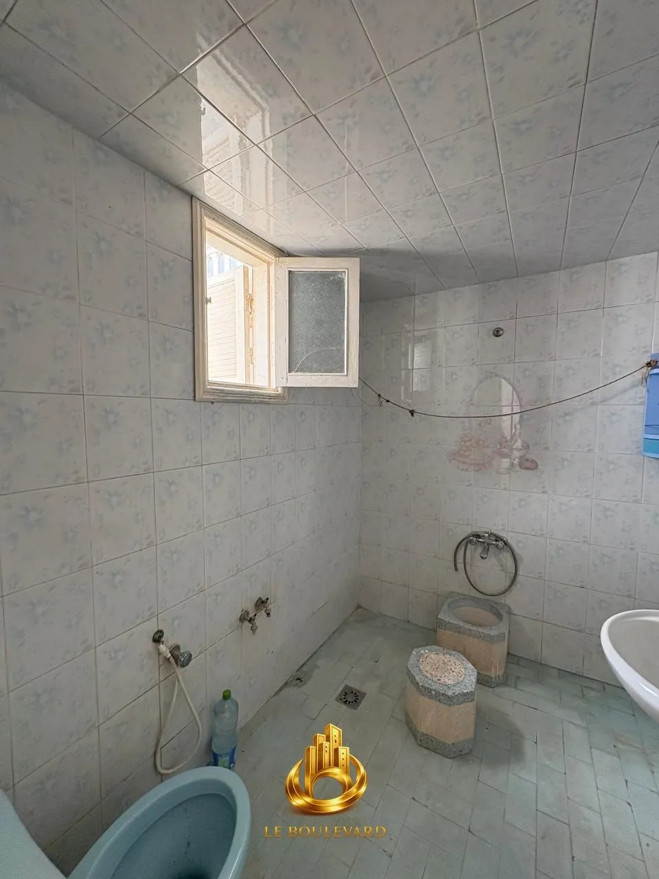 A Vendre maison R+1 située à Bir Challouf, Nabeul