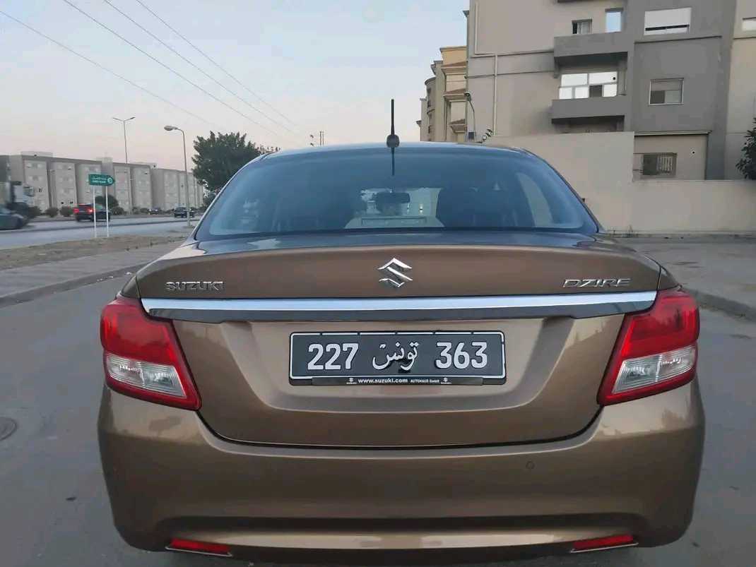 SUZUKI DZAIR GLX PREMIÈRE ANNÉE TRÈS PROPRE