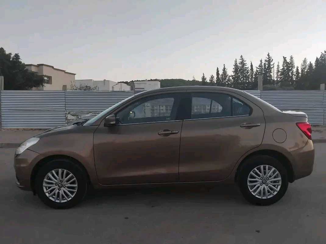 SUZUKI DZAIR GLX PREMIÈRE ANNÉE TRÈS PROPRE