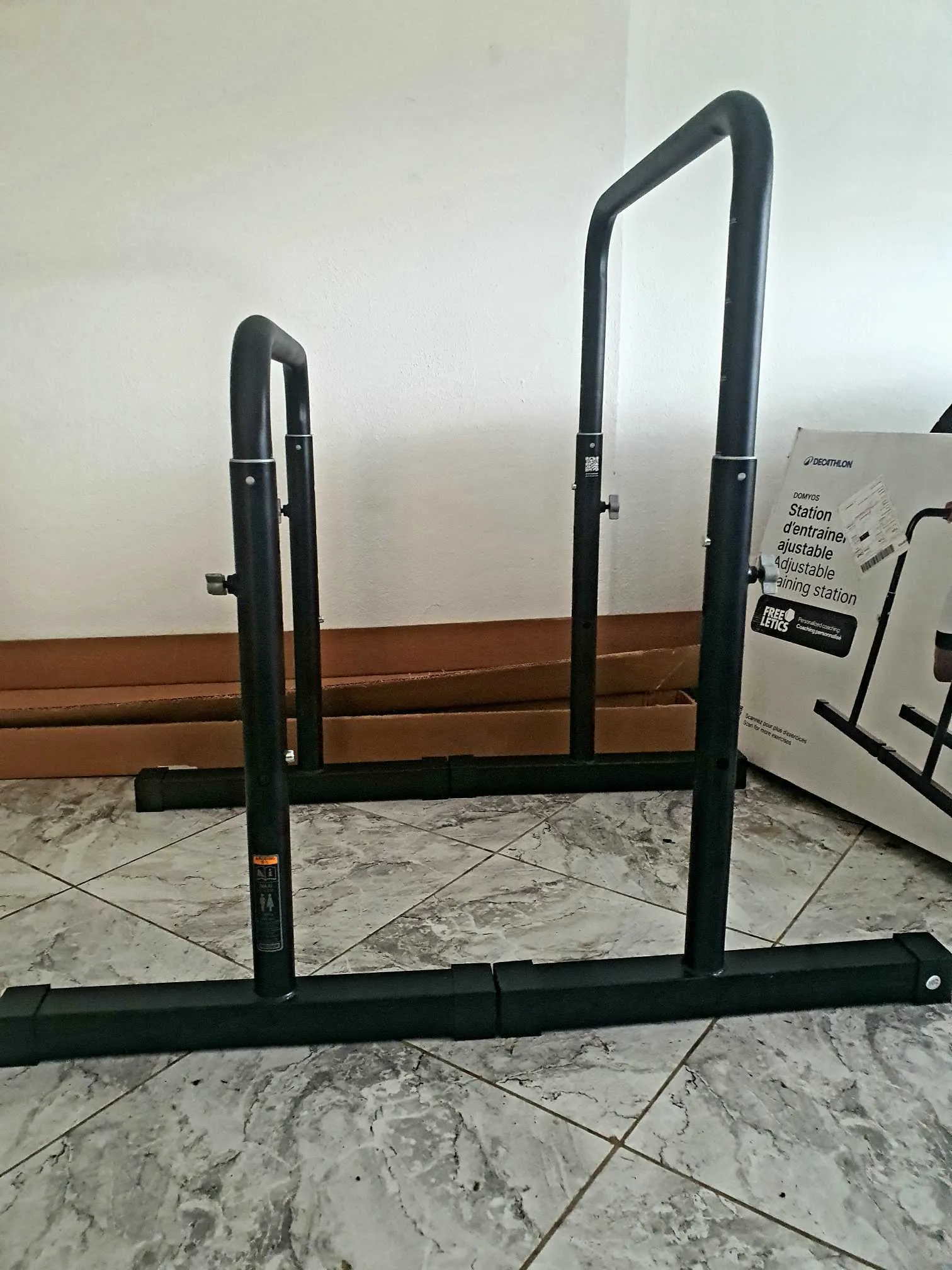 Station dips réglable 