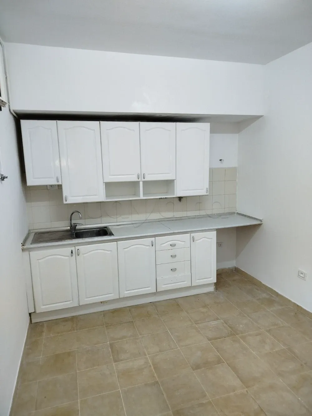  un appartement s+2 au rdc a vendre a ennacer 2 prés de poste police