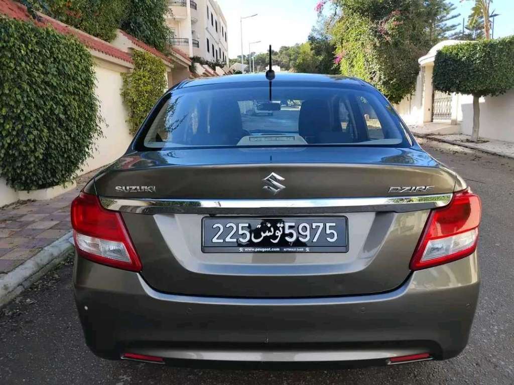 SUZUKI DZAIR PACK GLX PREMIÈRE MAIN EN EXCELLENT ÉTAT