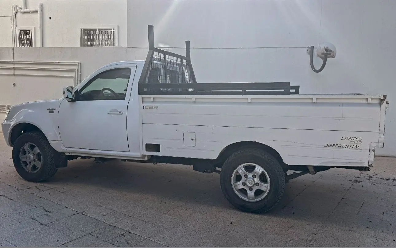 Tata xenon