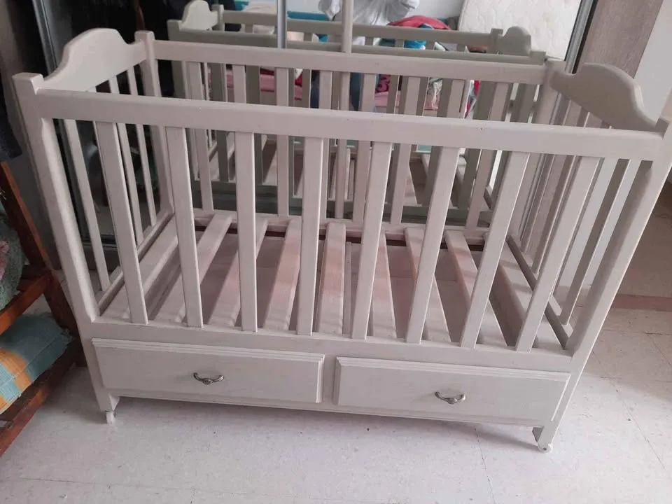 lit de bébé à vendre