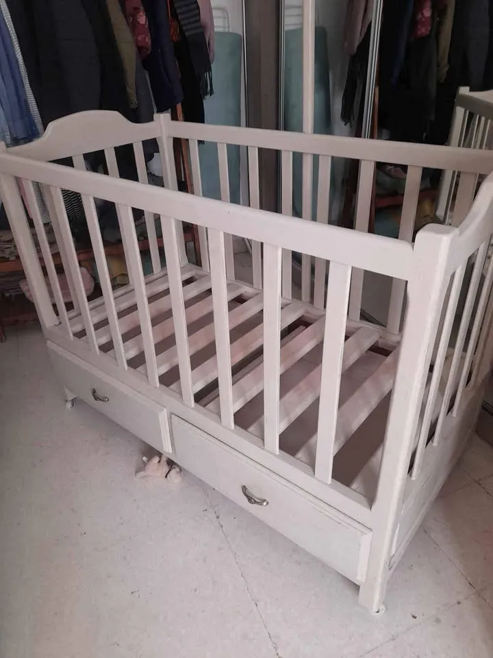 lit de bébé à vendre