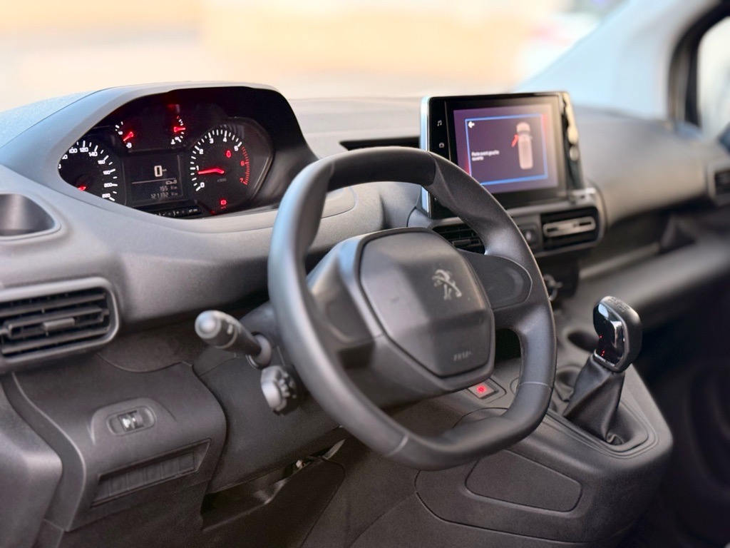 Peugeot Partner k9 