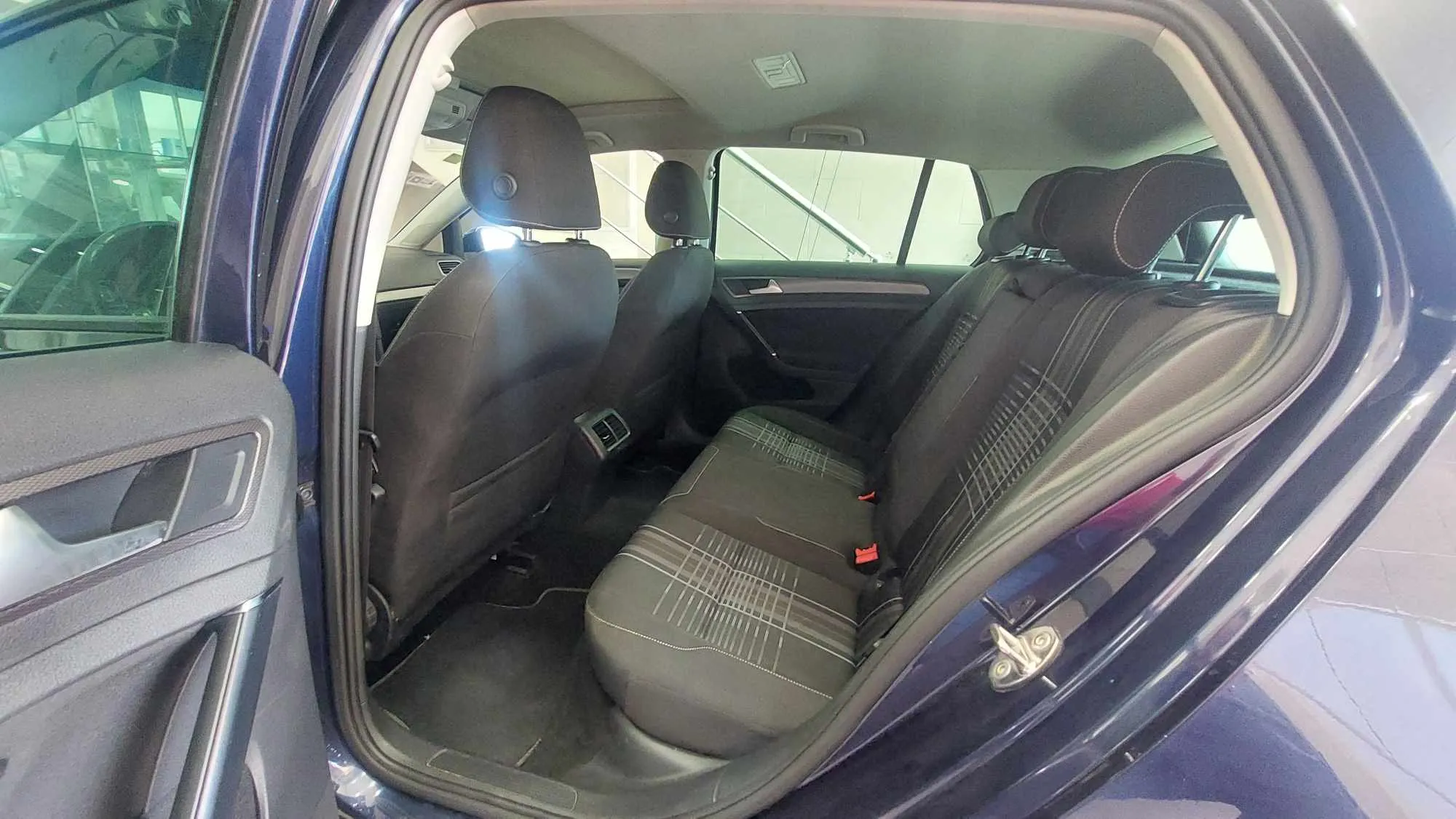 Volkswagen Golf 7 2016 - 1.2 - Tel 98479647