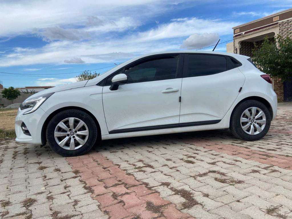 Clio 5 🇨🇵 essence 