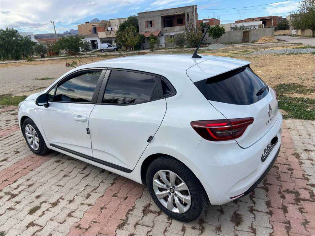 Clio 5 🇨🇵 essence 