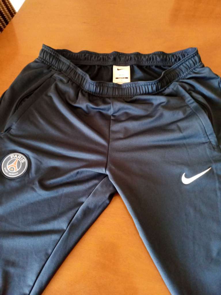 Jogging Paris Saint Germain Original marque Nike air 