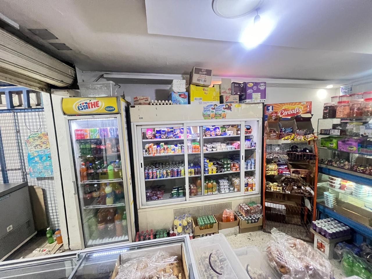 أصل تجاري للبيع