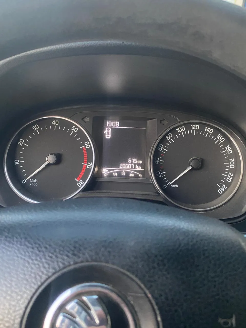 SKODA FABIA 1.6