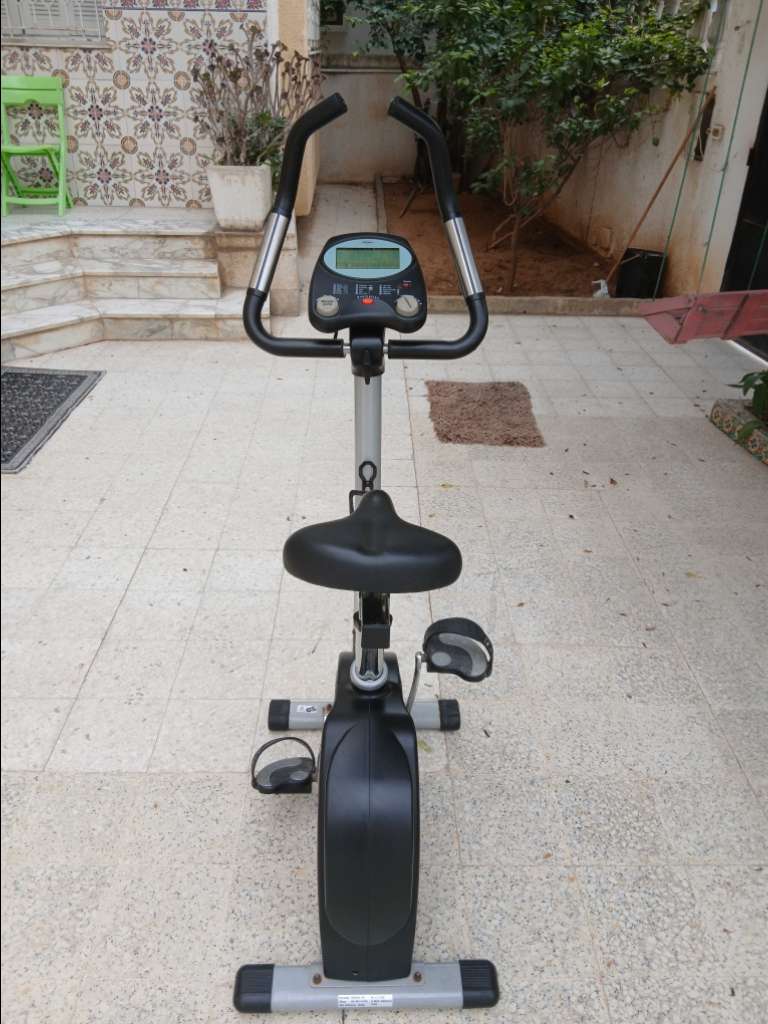 Vélo de sport programmable 