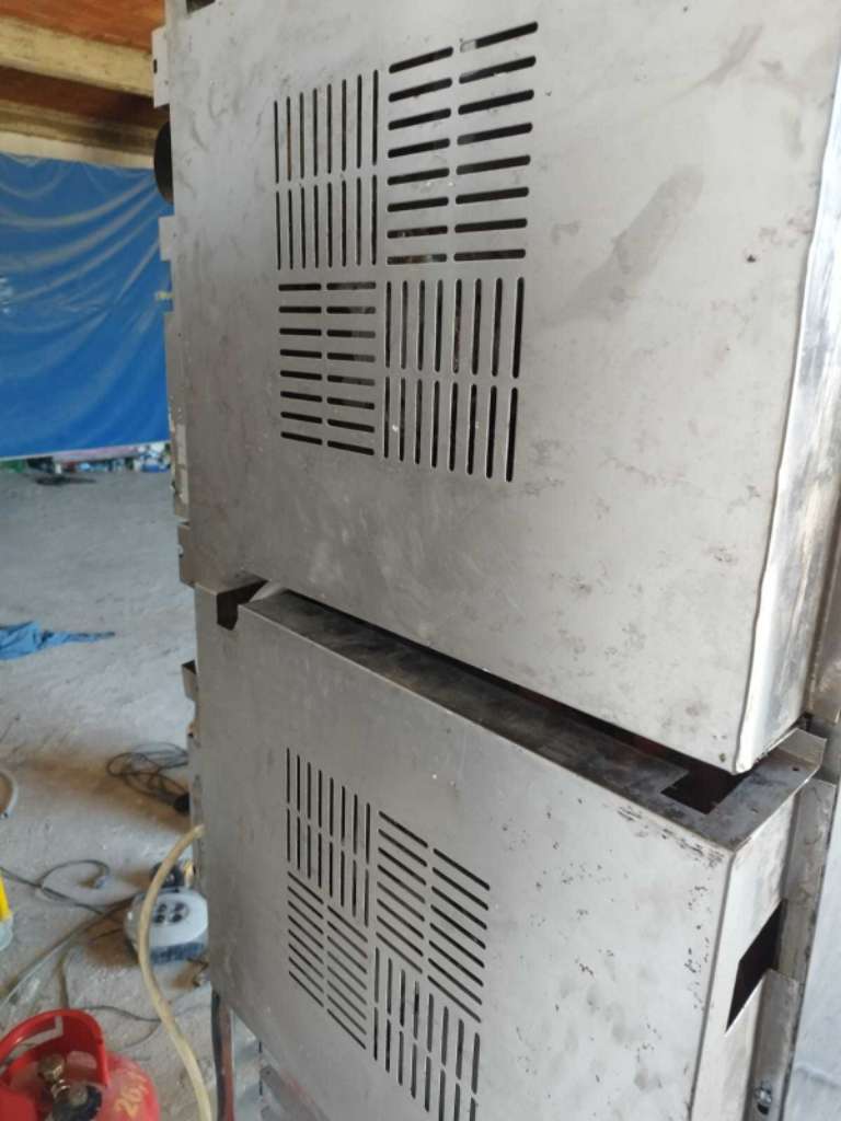 Four à gaz Electrolux Batinox