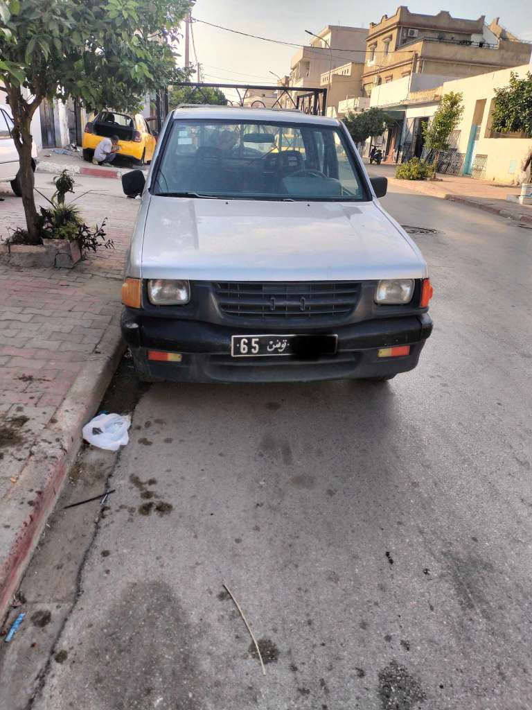 Isuzu 9 cv