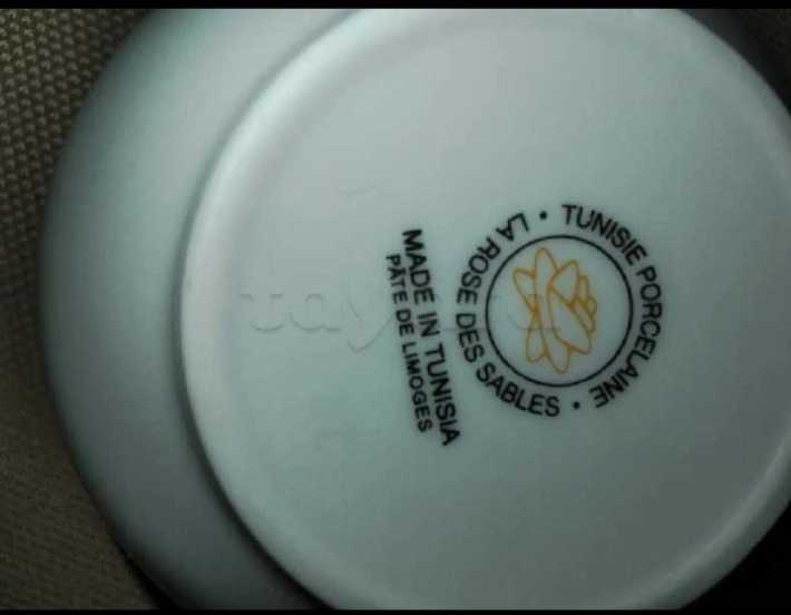 Service porcelaine Tunisien neuf jamais utilisé