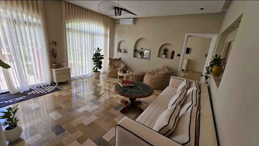4 bungalows avec piscine privée