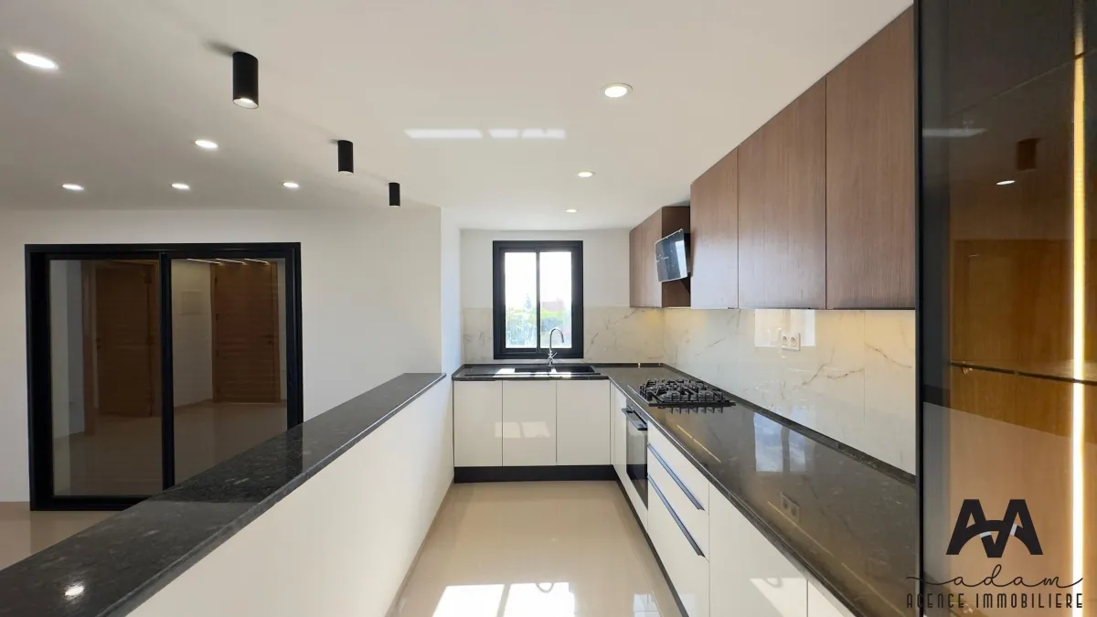  étage de villa S+1 vide à AFH1, Nabeul