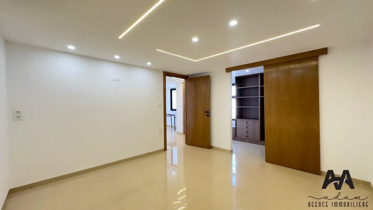  étage de villa S+1 vide à AFH1, Nabeul