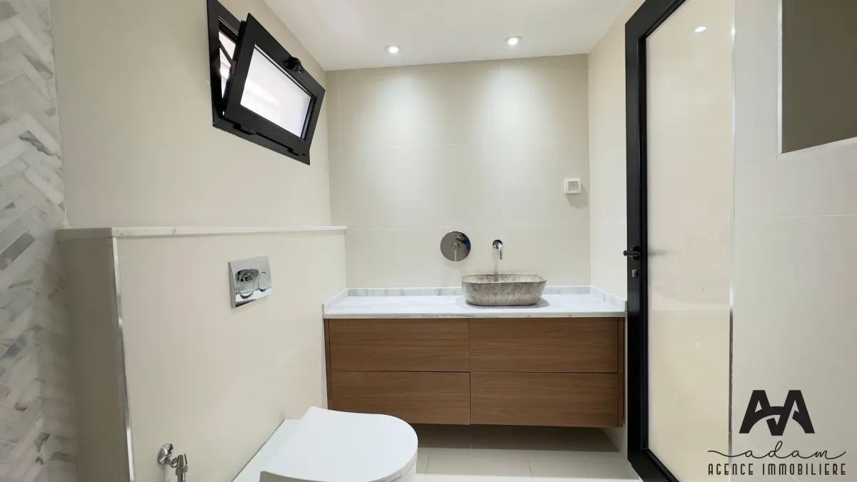  étage de villa S+1 vide à AFH1, Nabeul