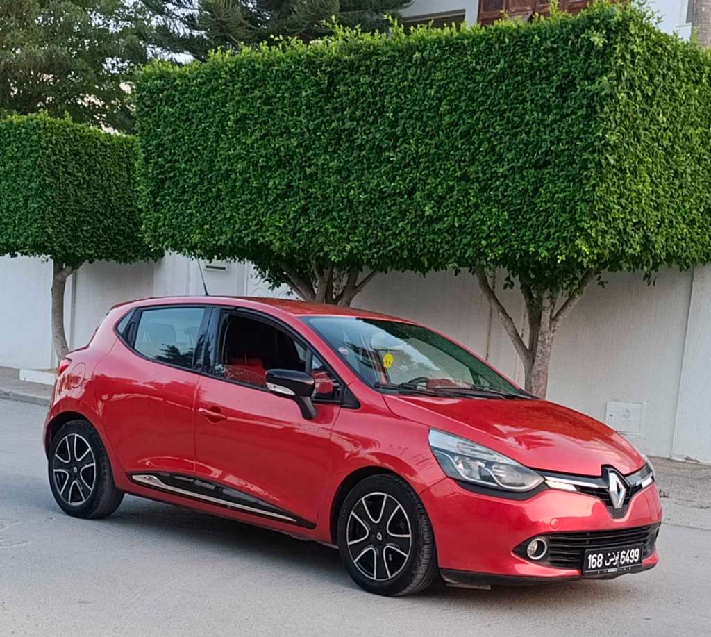 🚘  renault clio dynamique