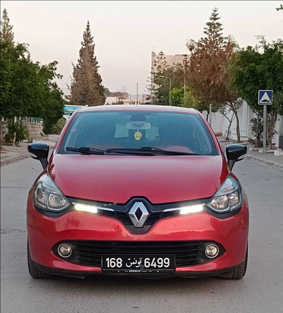 🚘  renault clio dynamique
