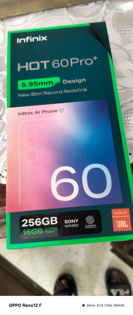 Oppo reno F12 et Infinix hot 60 pro plus