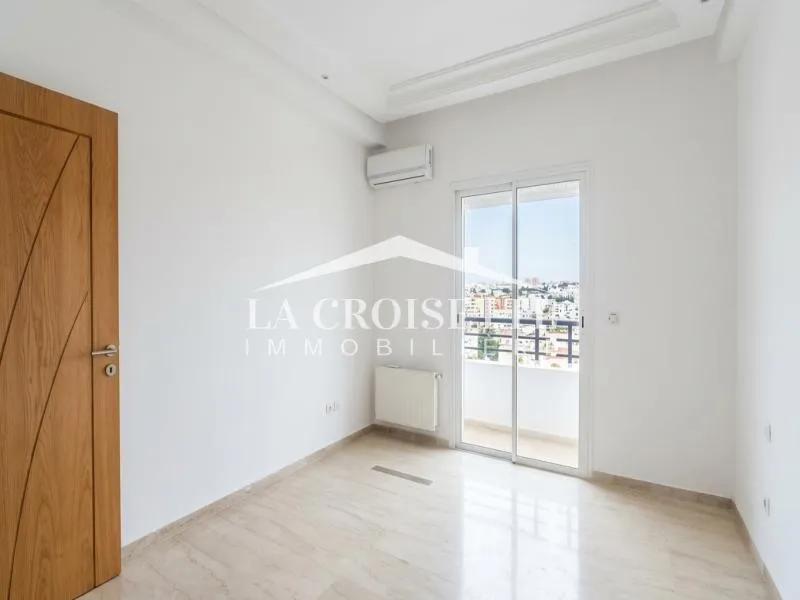 Appartement S+3 à Ain Zaghouan Nord MAL2363