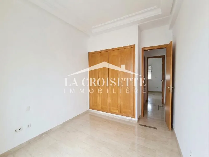 Appartement S+3 à Ain Zaghouan Nord MAL2363