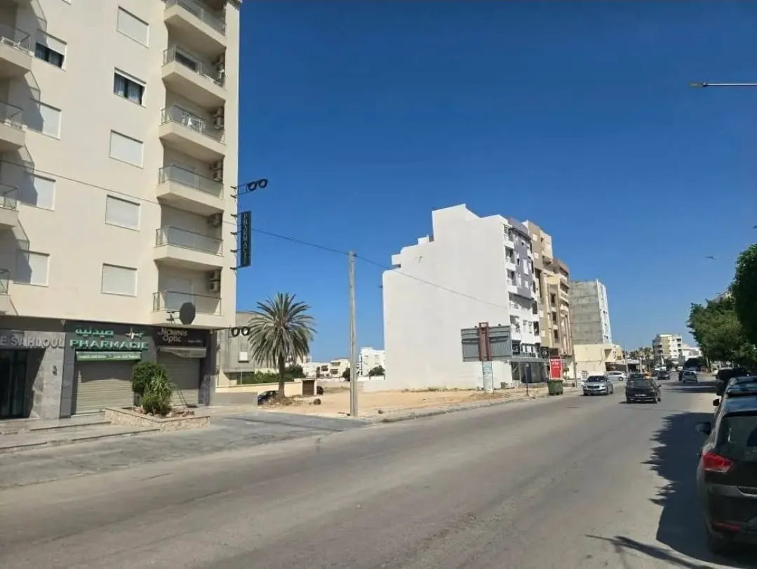 Terrain 430 m² et 850 m² vacation R+7 à Sahloul