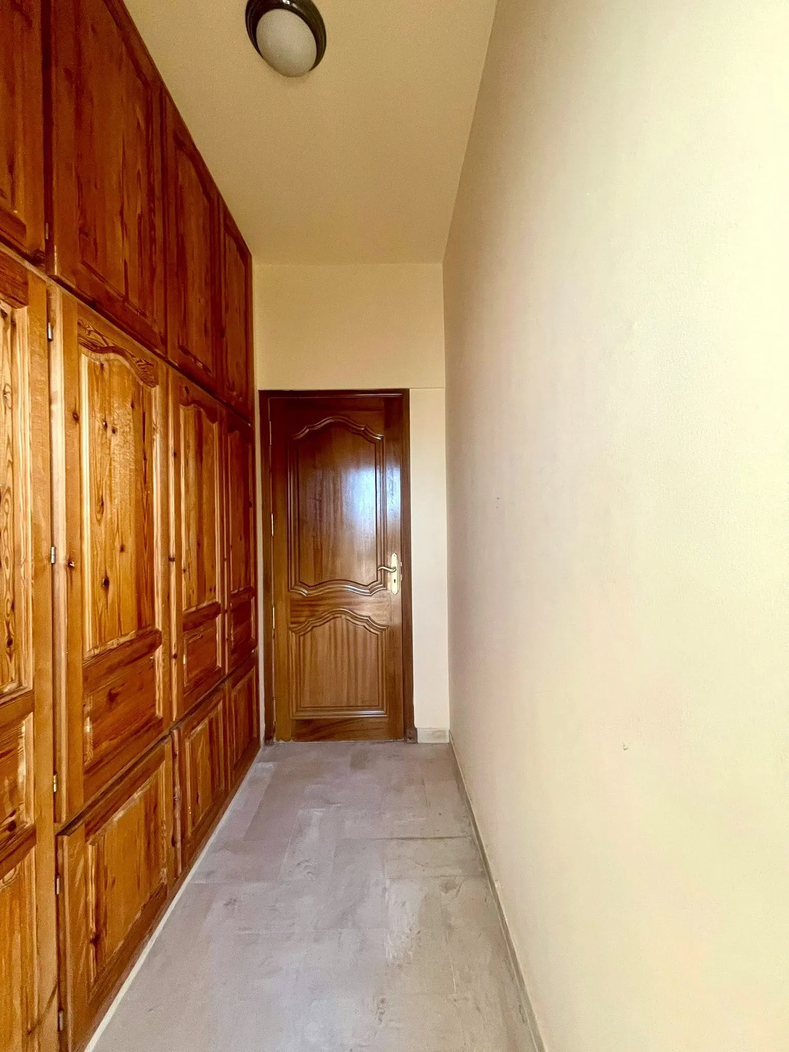 À VENDRE – Villa de Standing R+3 à Manar 1