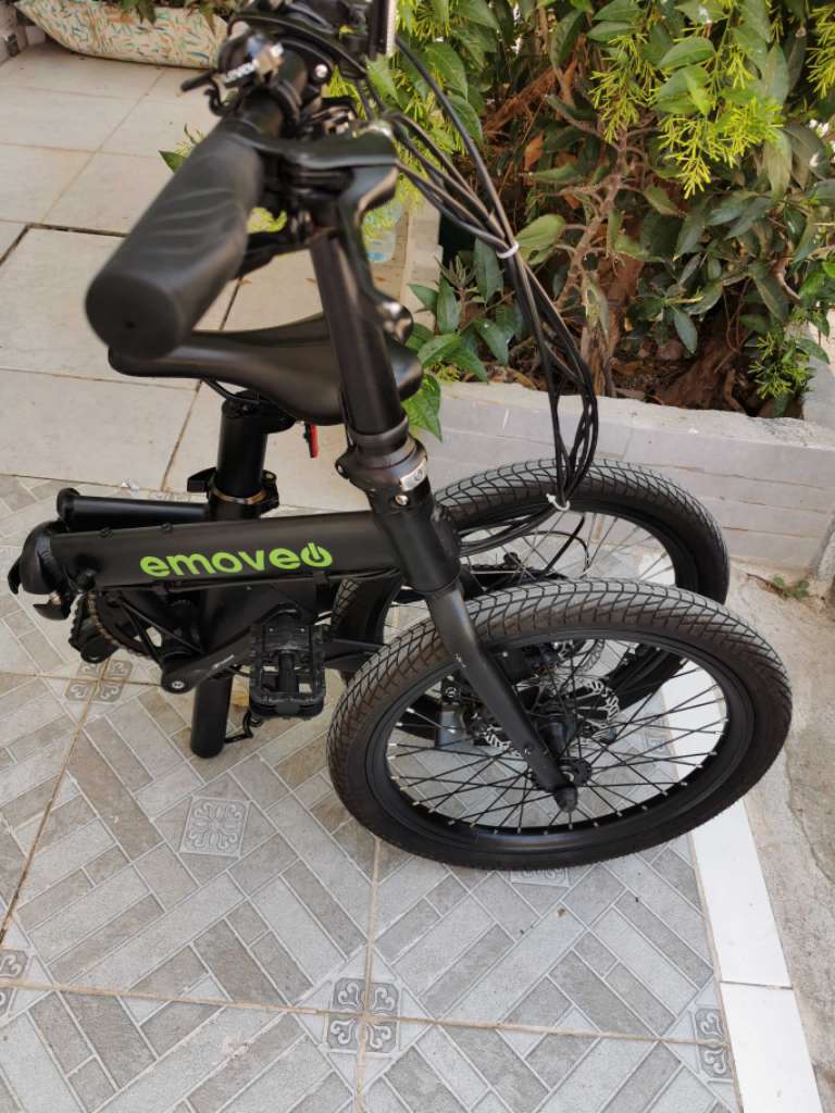 Velo électrique pliable / importé État Comme Neuf
