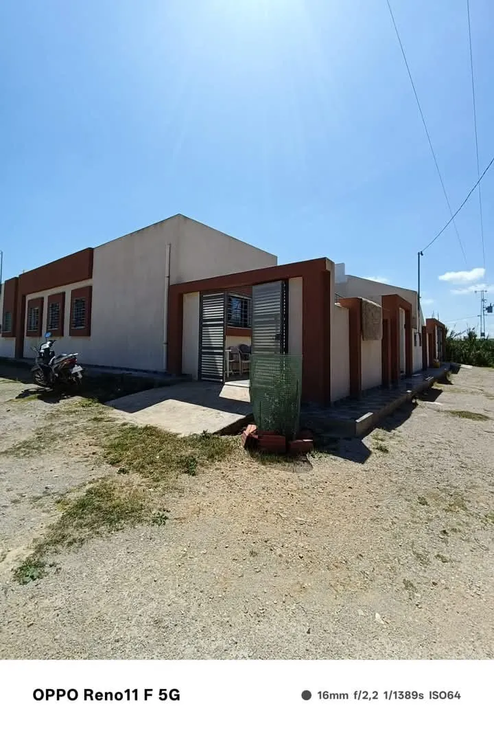 A vendre une belle villa à elhaouaria plage 