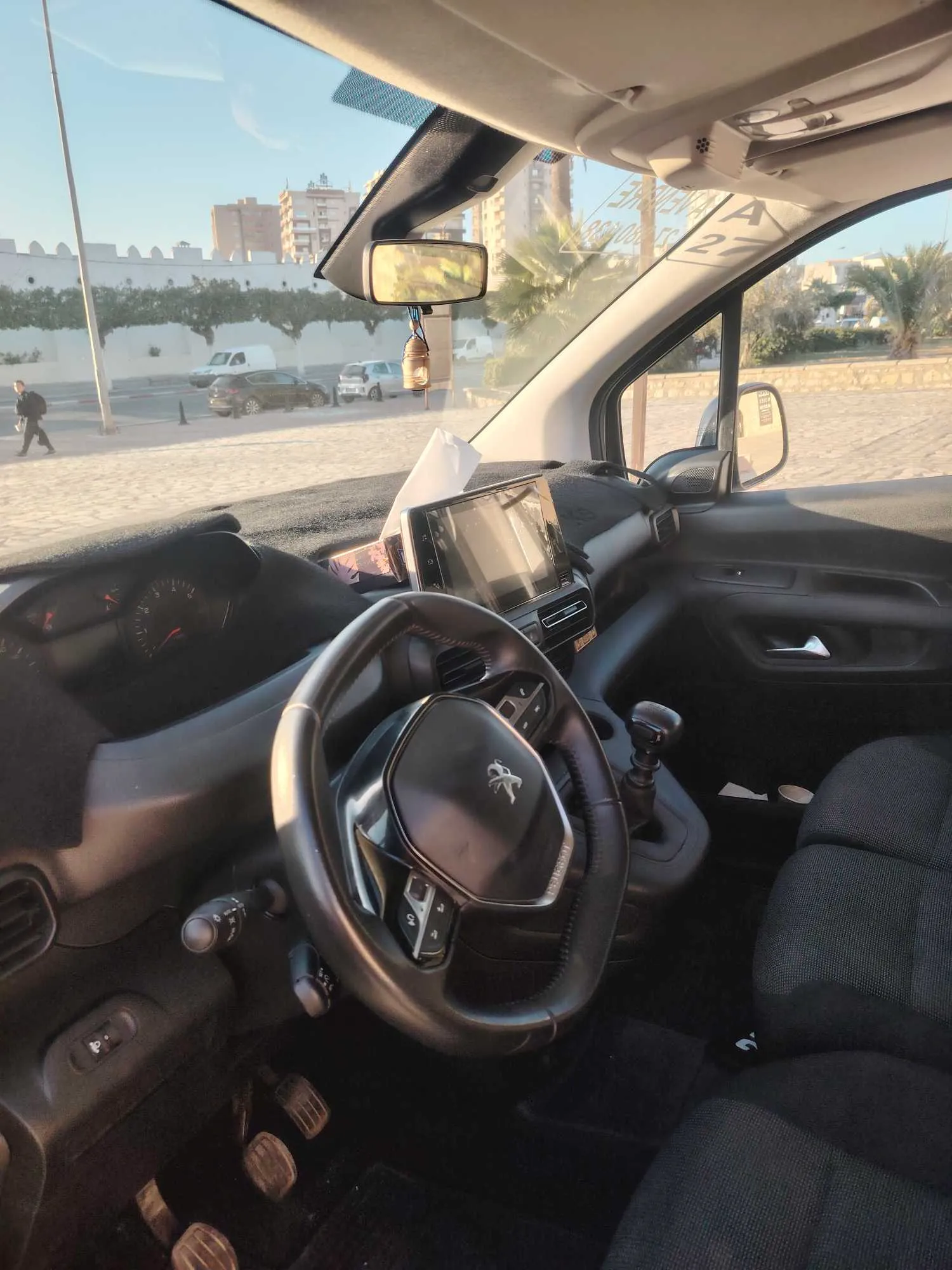 Peugeot partner k9 2024