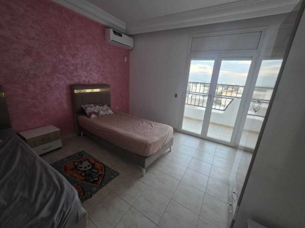 ✨ À LOUER : APPARTEMENT MEUBLÉ S+3 - KHEZAMA ✨