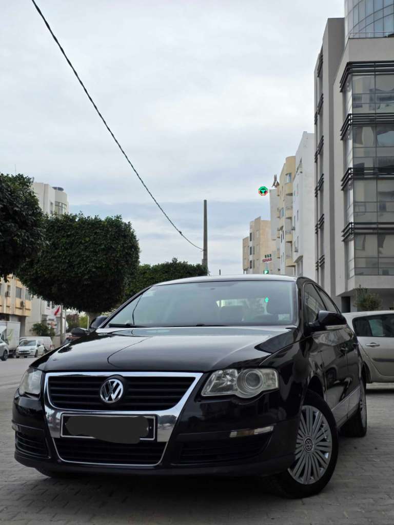 PASSAT B7 1.6  ( FAIBLE KILOMETRES)