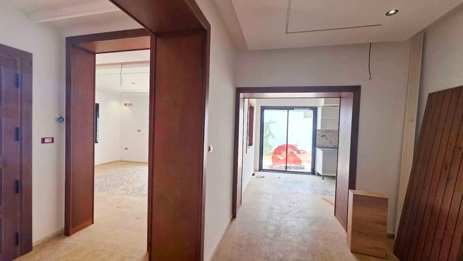VILLA DE PLAIN-PIED À VENDRE À HOUMT SOUK DJERBA ZU - RÉF V713
