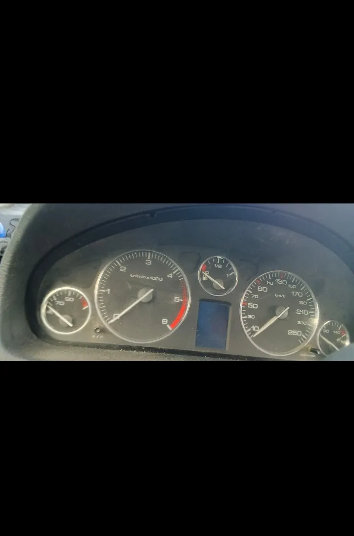 Peugeot 407