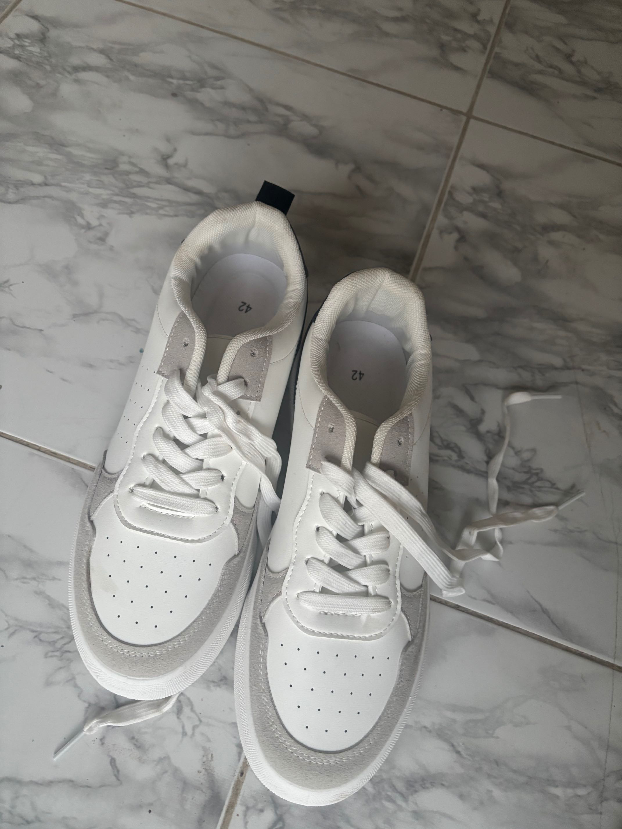Chaussure importĂ© đźđčđźđč