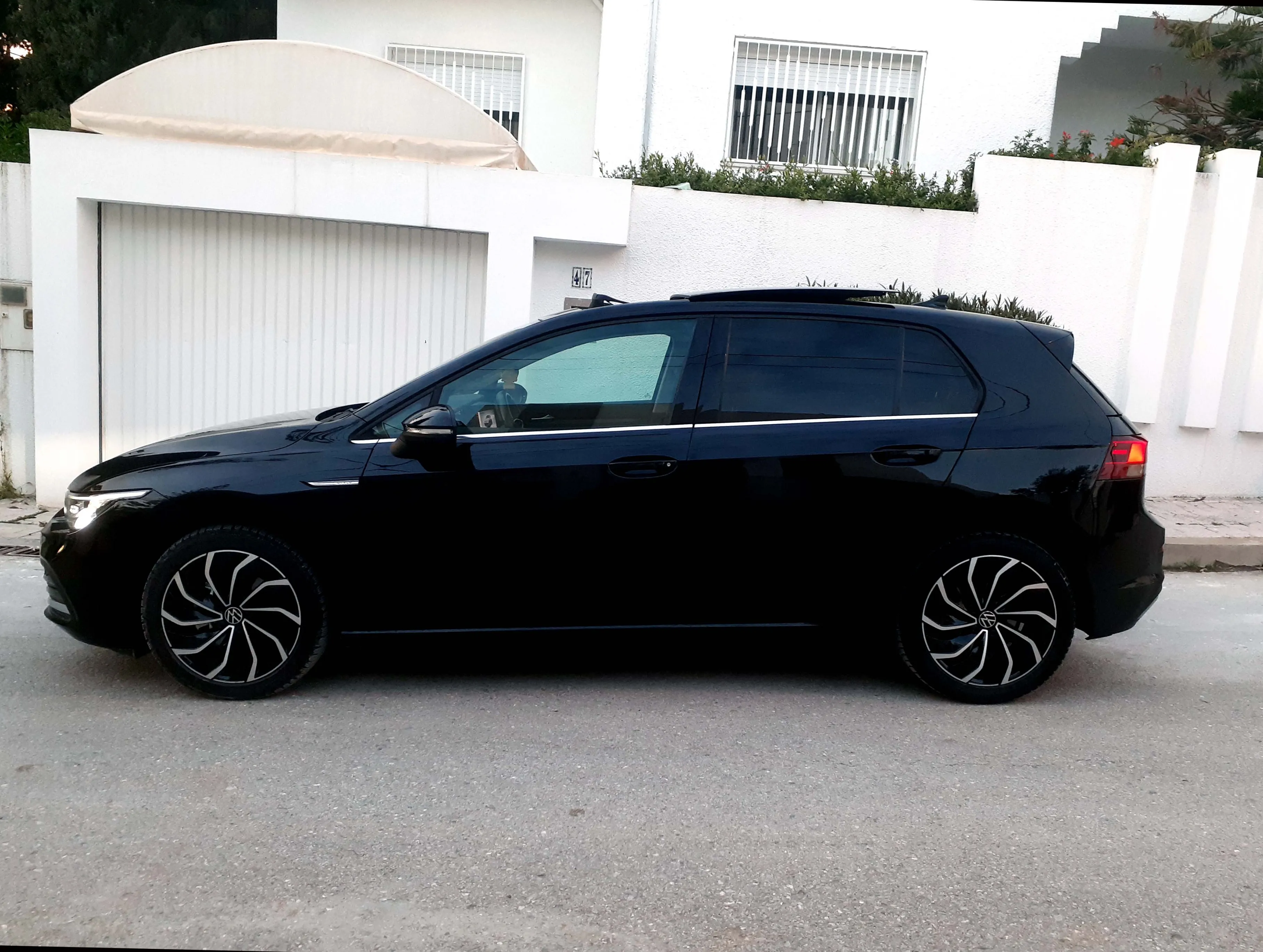 GOLF 8 style BVA 1.5 e tsi 50km tu 254 تسجيل أول