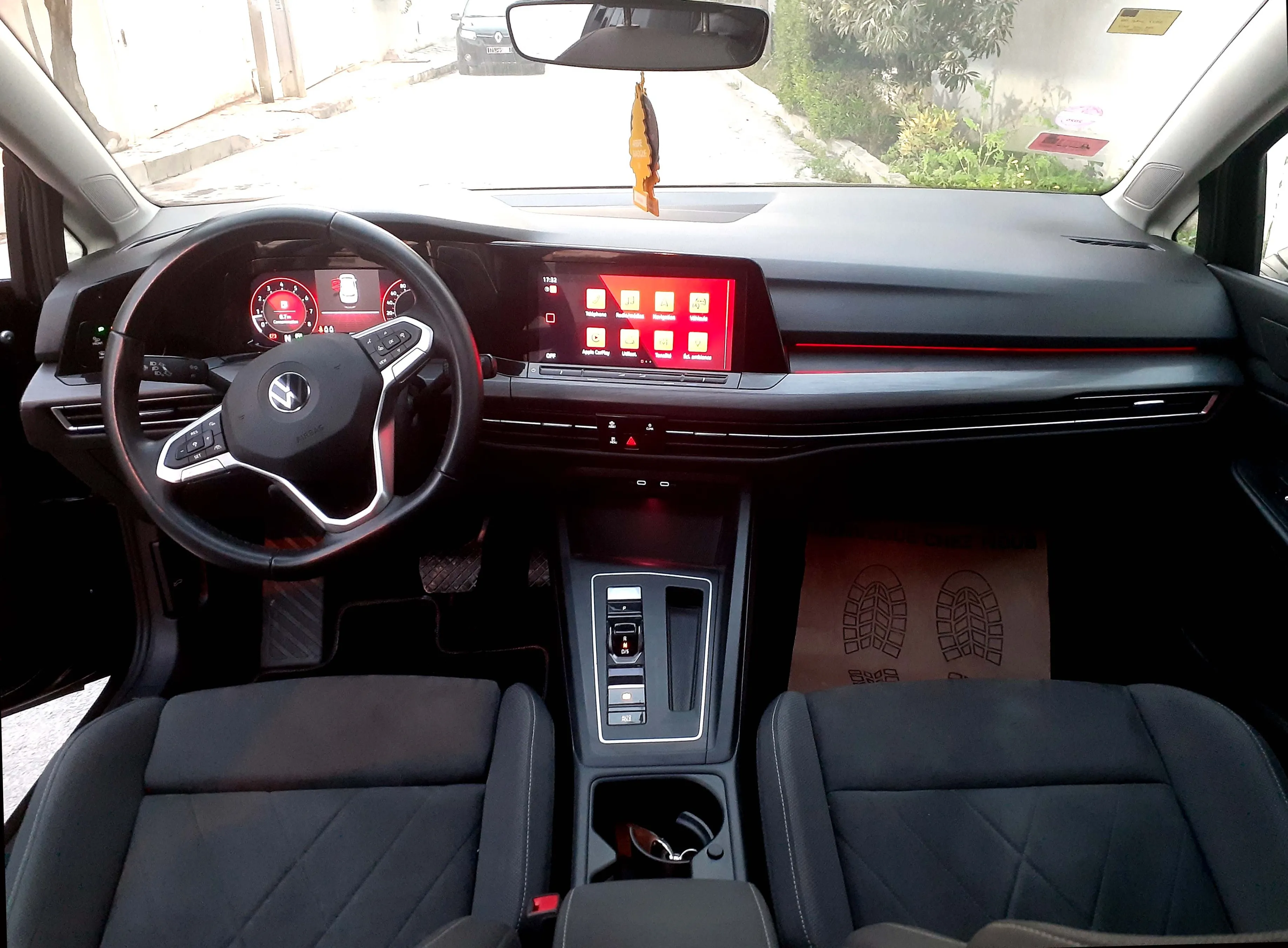 GOLF 8 style BVA 1.5 e tsi 50km tu 254 تسجيل أول