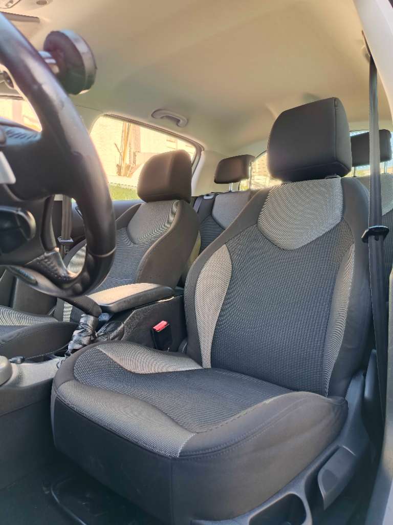 ‎🚘 peugeot 308 e-hdi

