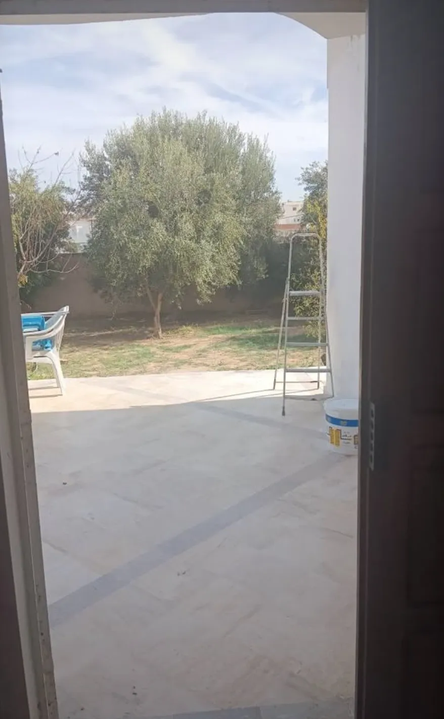 Location S2 vide à Jardin D'El Menzah 1