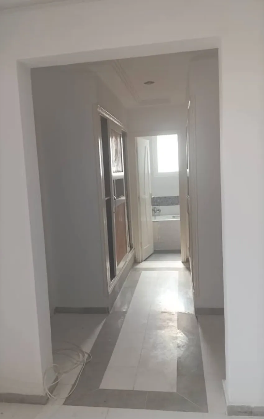Location S2 vide à Jardin D'El Menzah 1