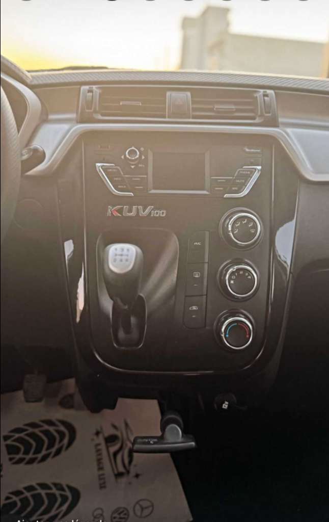 Mahindra Kuv K6 plus