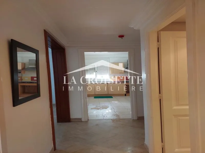 Appartement S+2 avec jardin à La Marsa MAL2335