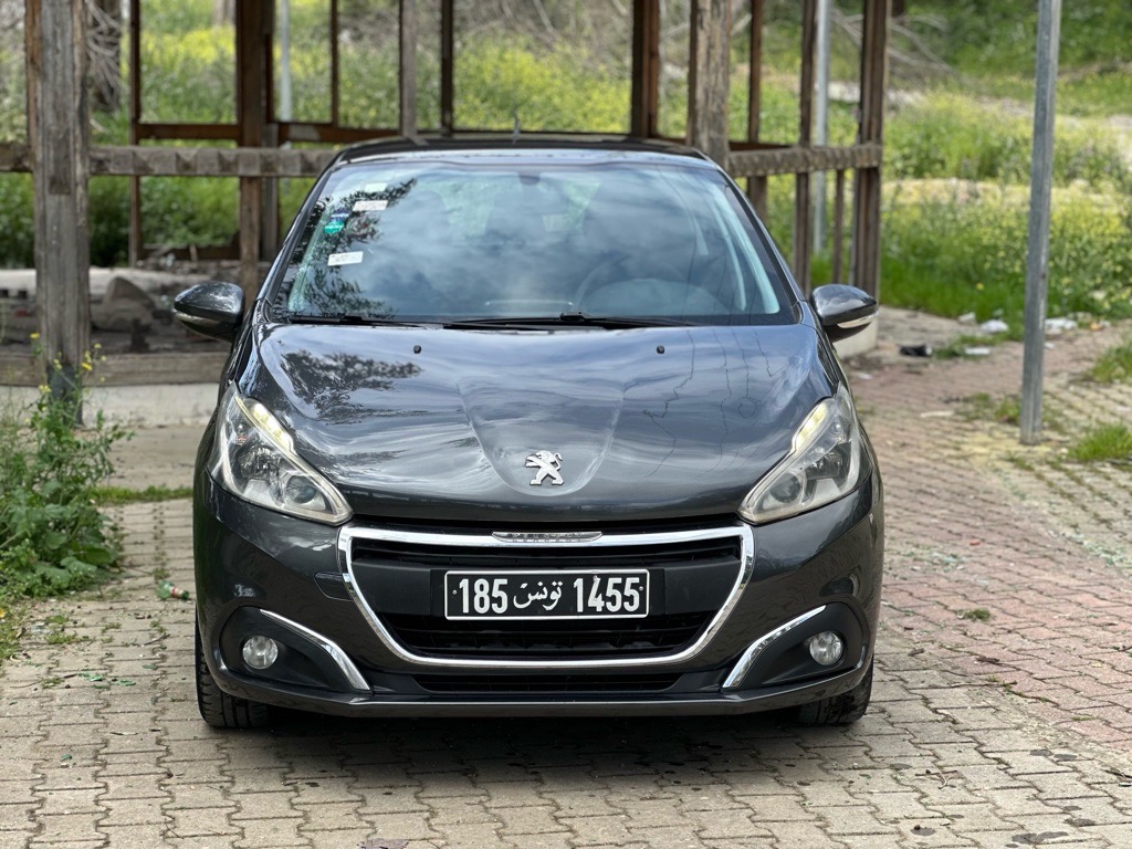 PEUGEOT 208 ALLURE